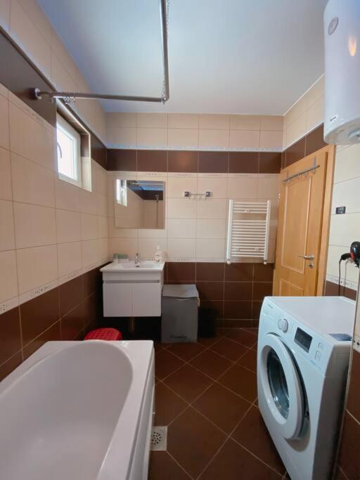 Siera'S Penthouse Διαμέρισμα Πρίστινα Εξωτερικό φωτογραφία