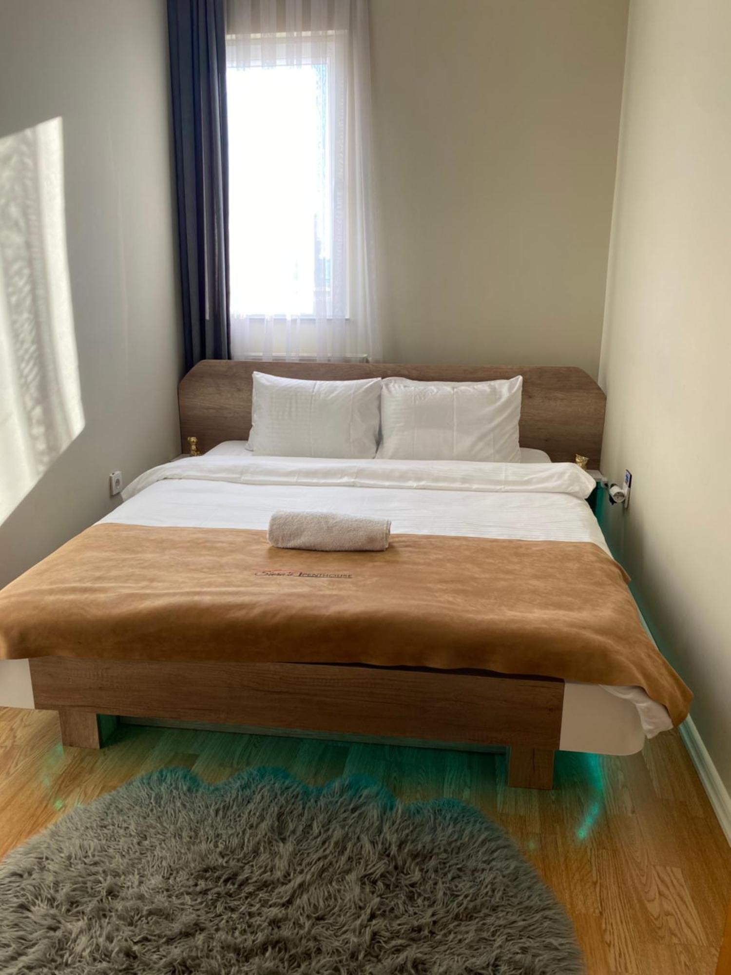 Siera'S Penthouse Διαμέρισμα Πρίστινα Εξωτερικό φωτογραφία